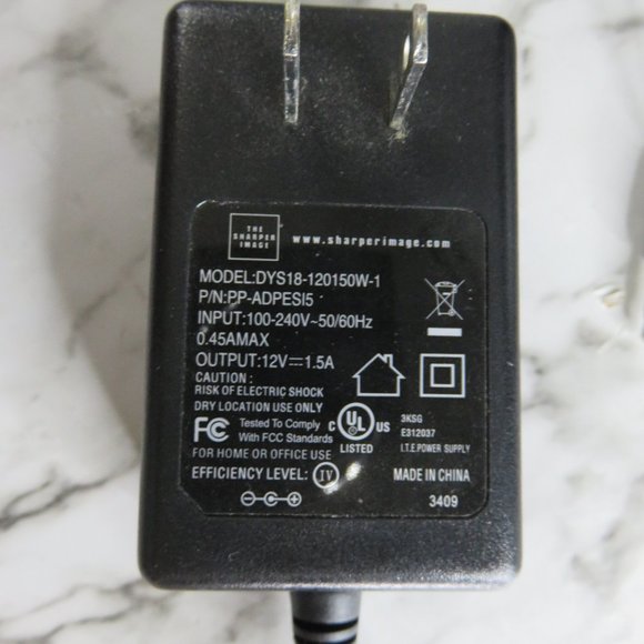 The Sharper Image EC-A115 Rotating Speaker Dock System for iPod / iPhone - Picture 5 of 7